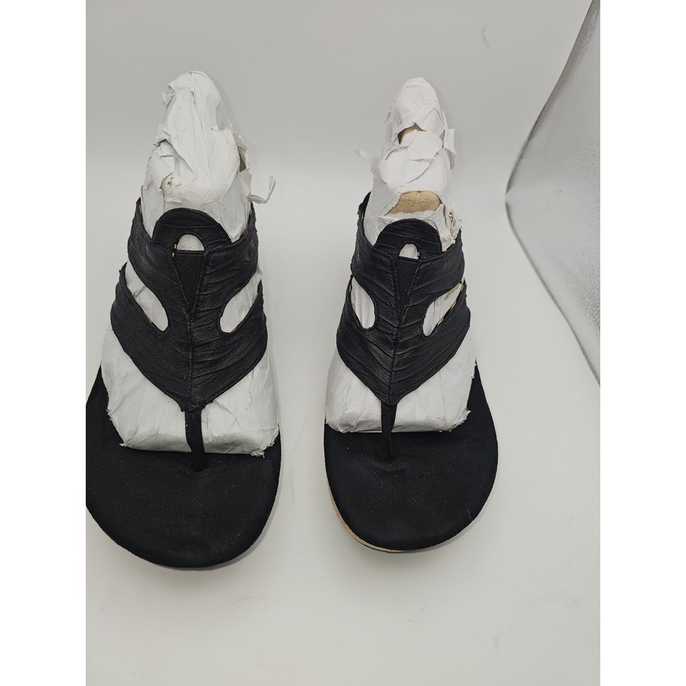 Modzori Black Reversible Wedge Thong Sandals Women's Size 11